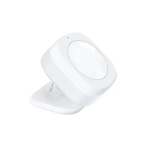 WOOX Zigbee PIR-sensor med hvidt, afrundet hus, facetteret kuppellinse og lille LED-indikator samt vipbart stativ, skråt udsyn